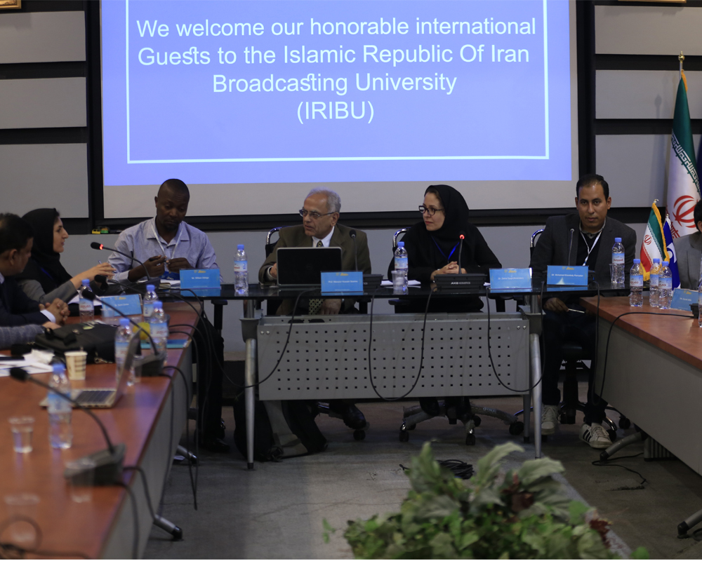 Day2 - Panel Discussion-Dr_ojagh(maderator),soomro_ zardar& Mr_Ramadan, Odinga-Science Communication Summit-IRIBU